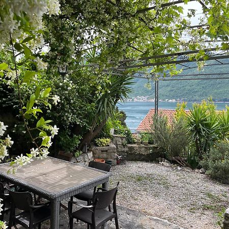 Be Happy In Perast Apartment Екстериор снимка