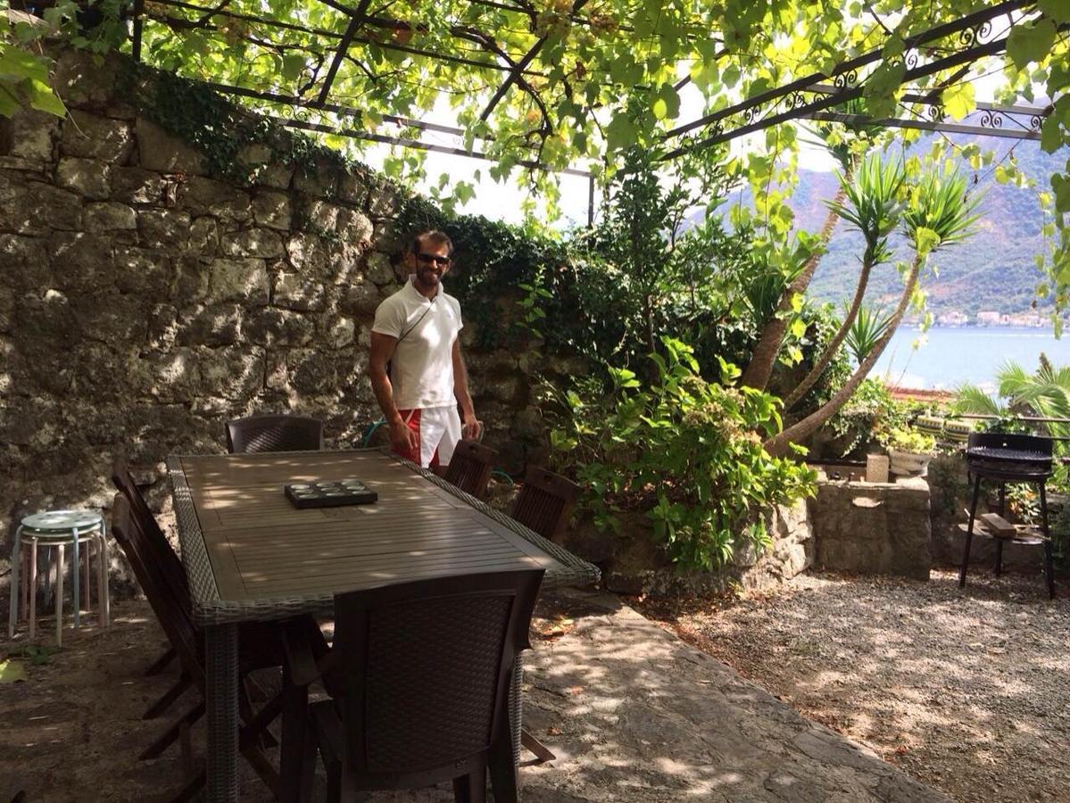 Be Happy In Perast Apartment Екстериор снимка