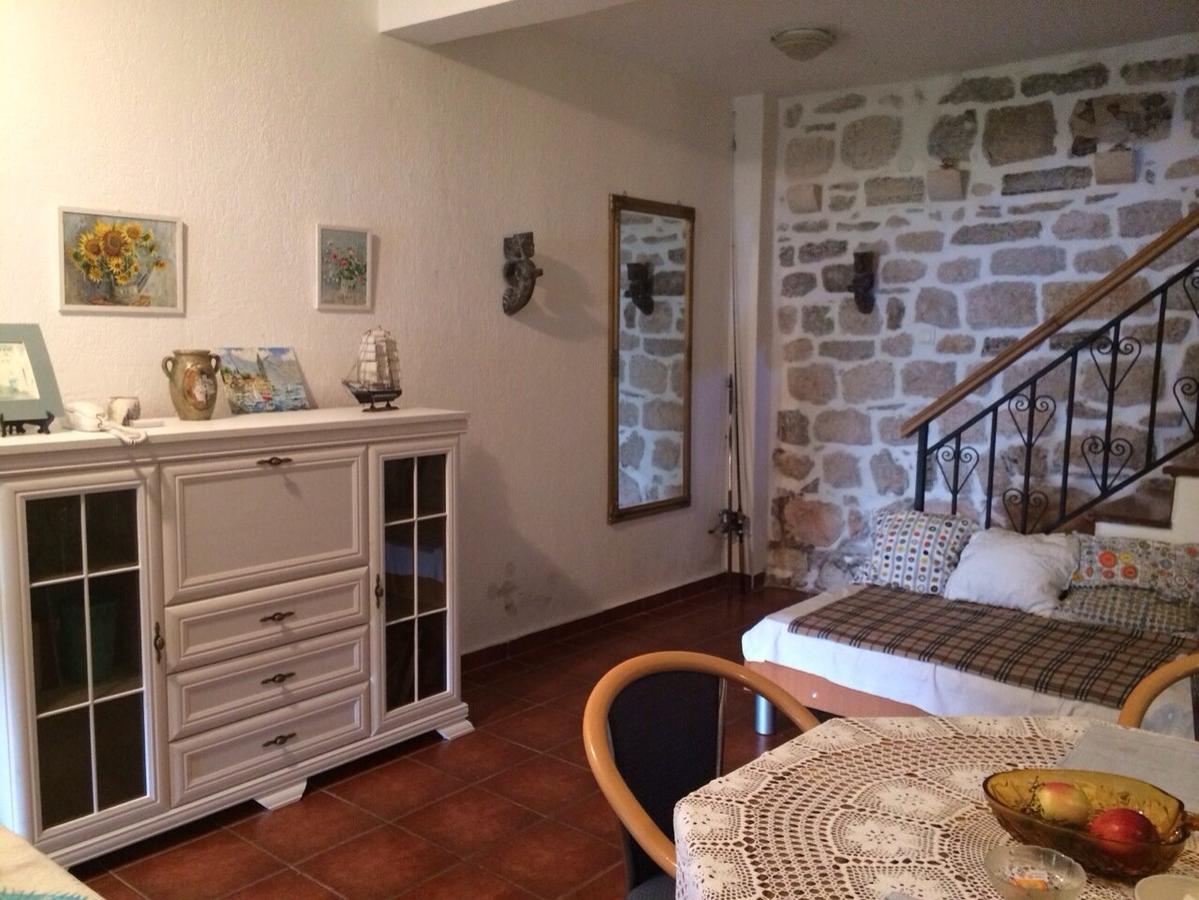 Be Happy In Perast Apartment Екстериор снимка