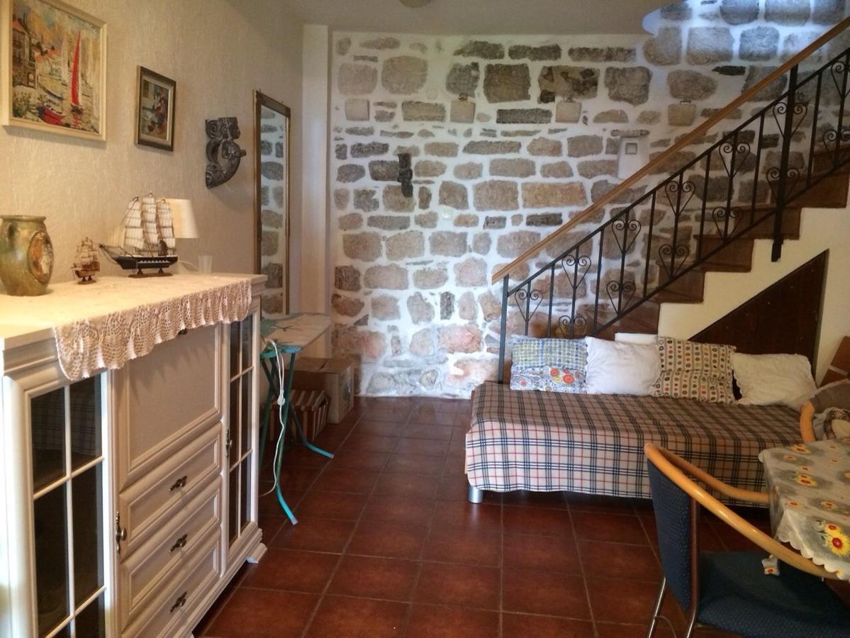 Be Happy In Perast Apartment Екстериор снимка